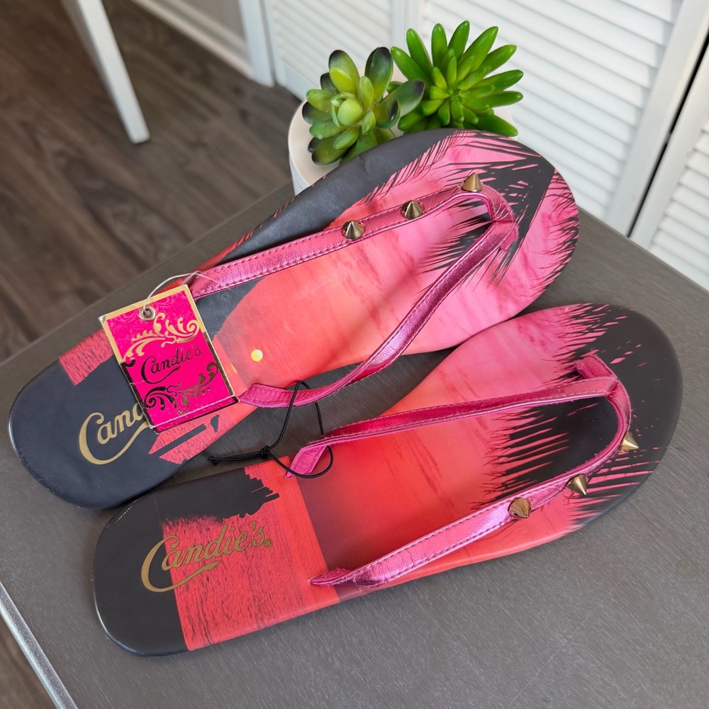 Y2K Studded Sunset Thong Toe Flip Flops Sandals
Candies, new with tags